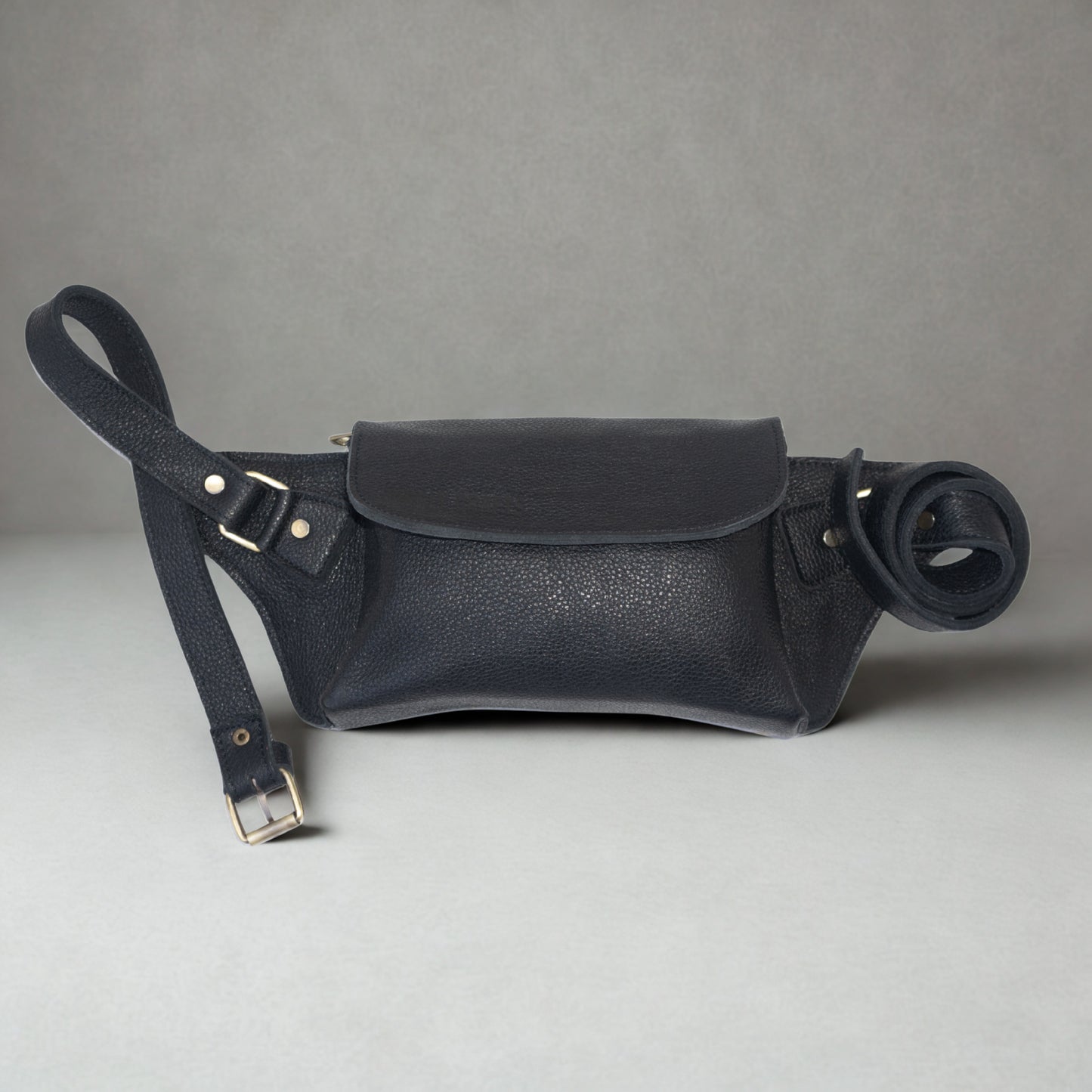 Oasis Waist Leather Bag
