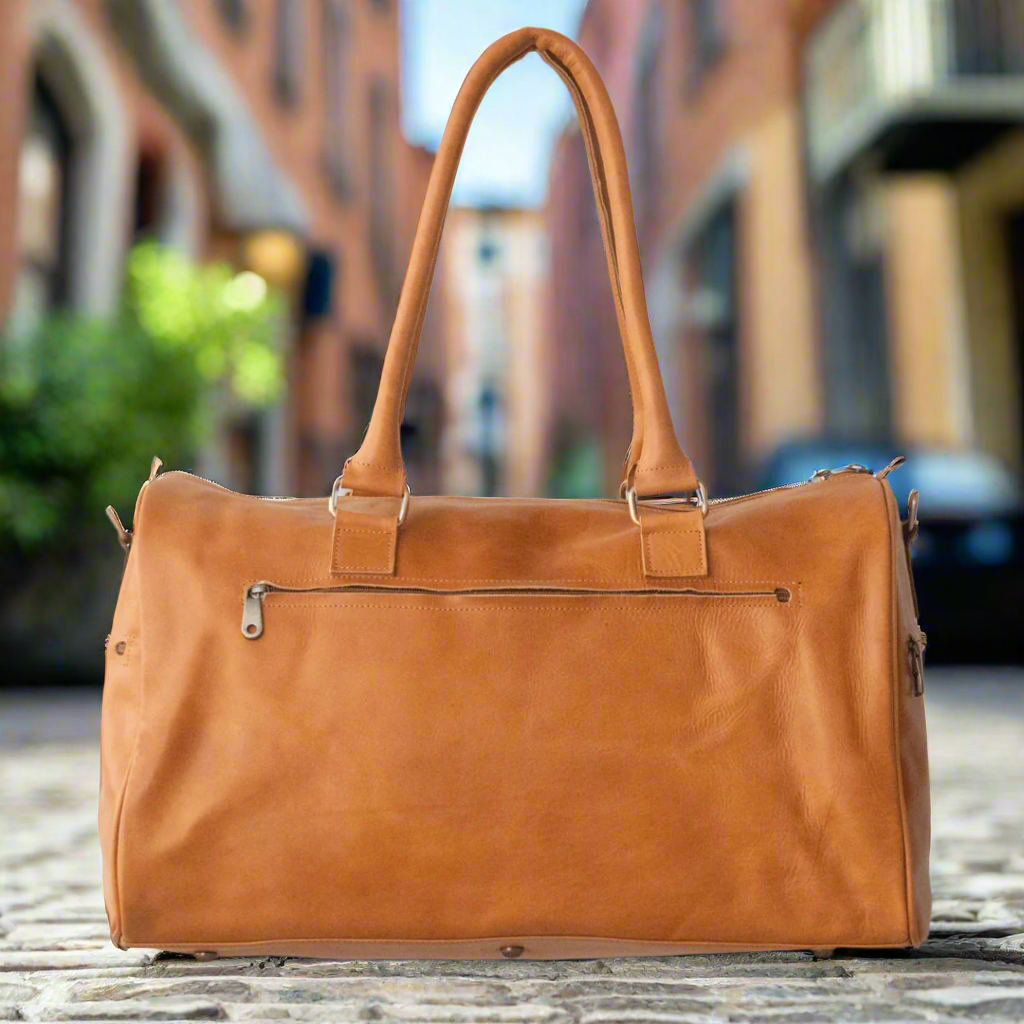 Atlas Escape Leather Weekender Bag