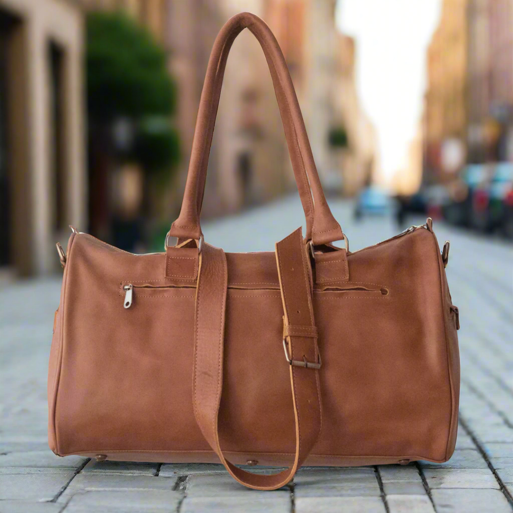 Atlas Escape Leather Weekender Bag